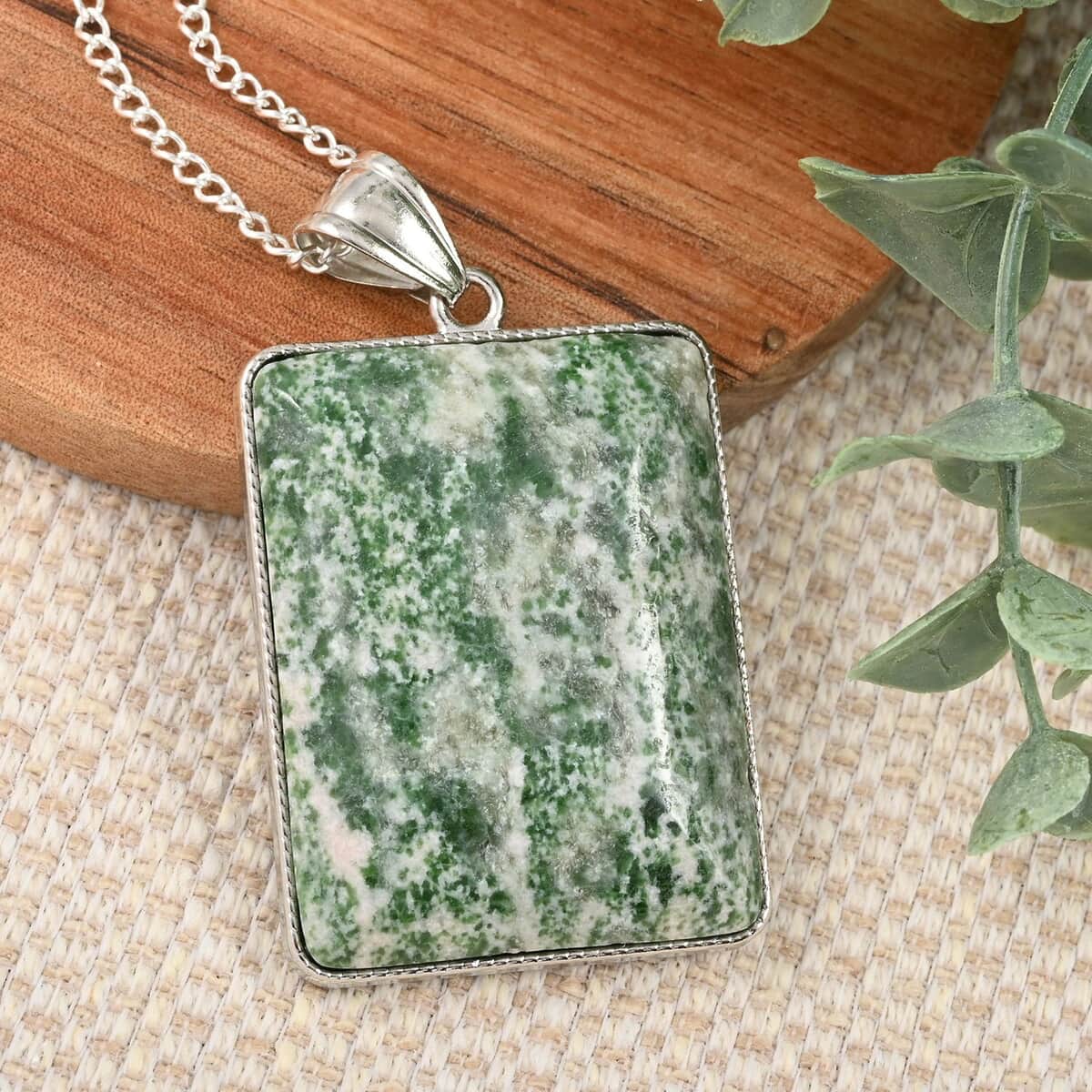 Green Agate Rectangle Frame Pendant Necklace 18 Inches in Silvertone 60.00 ctw image number 1
