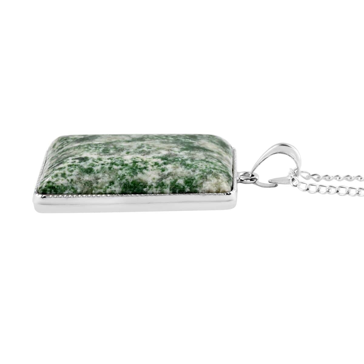 Green Agate Rectangle Frame Pendant Necklace 18 Inches in Silvertone 60.00 ctw image number 3
