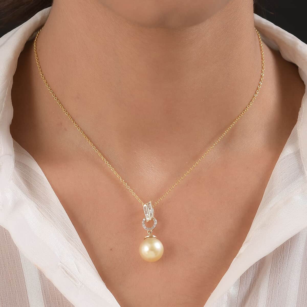 South Sea Pearl and Diamond Pendant Necklace 20 Inches in Vermeil Yellow Gold Over Sterling Silver 0.15 ctw image number 2
