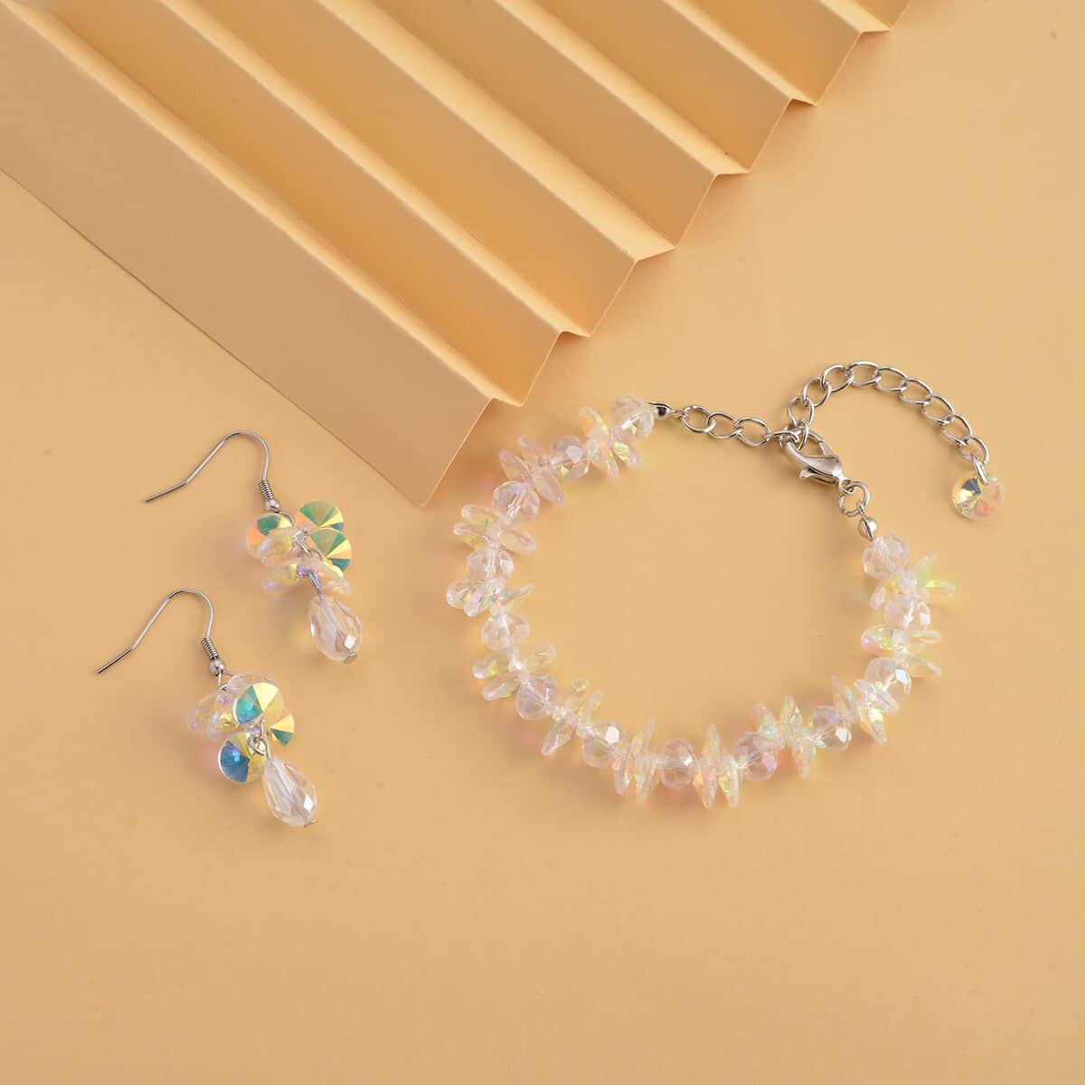 White Aurora Borealis Glass Beaded Bracelet (7.50-9.50In) and Drop Earrings in Silvertone & Stainless Steel 90.00 ctw image number 1