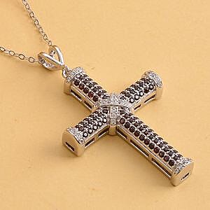 Mozambique Garnet 0.50 ctw Pendant Necklace (18 Inches) in Rhodium Over Sterling Silver