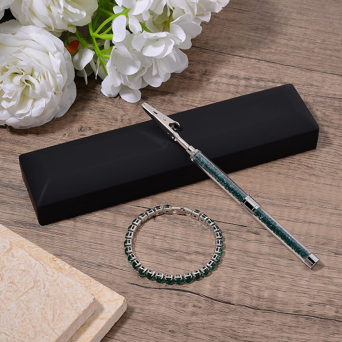 Doorbuster Green Austrian Crystal Tennis Bracelet (7.50In) and Bracelet Helper in Silvertone image number 1