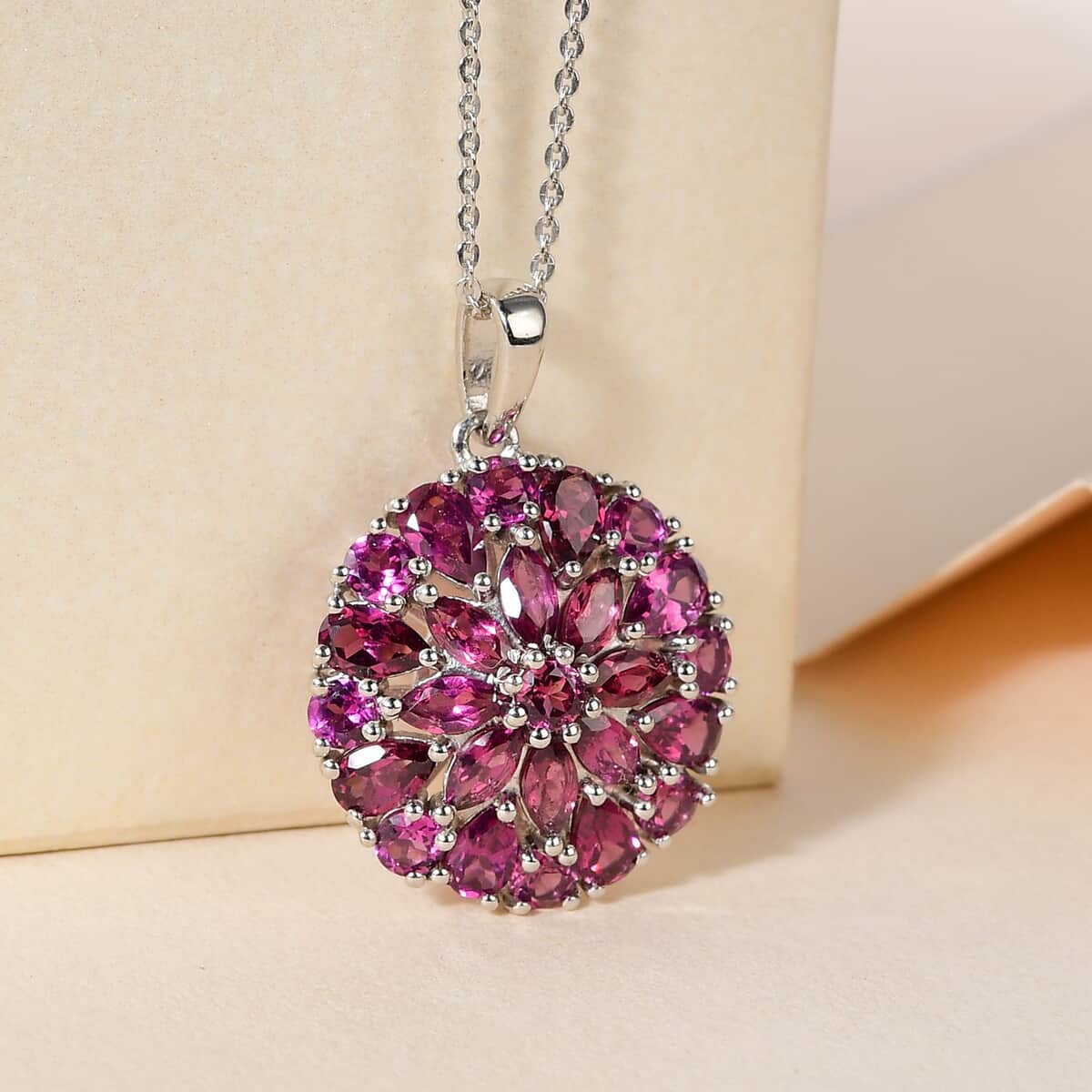 Orissa Rhodolite Garnet Floral Pendant Necklace 20 Inches in Platinum Over Sterling Silver 4.85 ctw image number 1