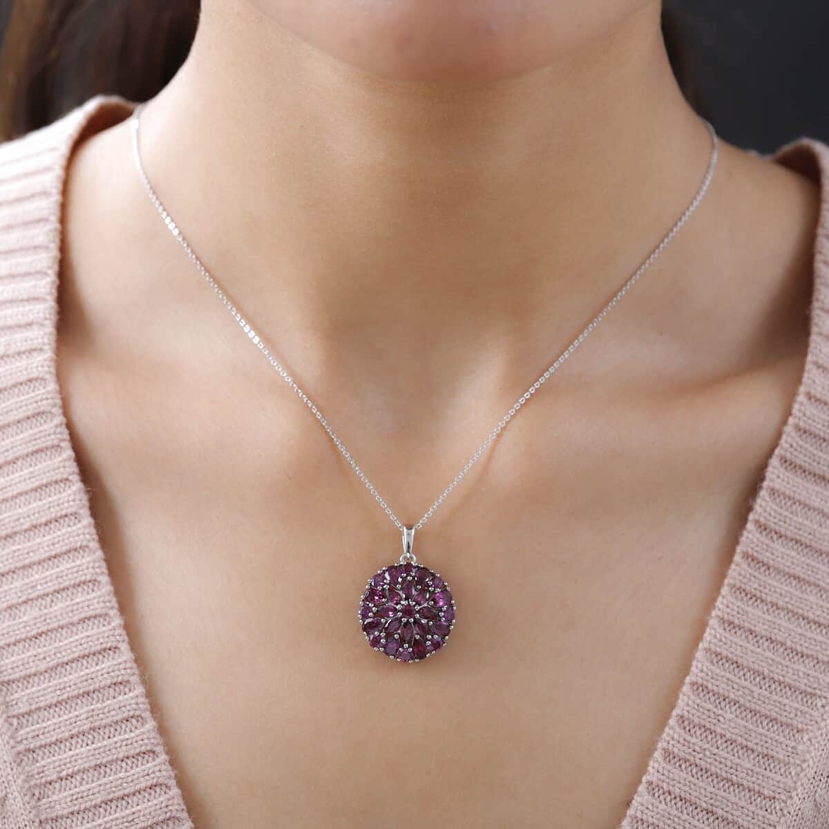 Orissa Rhodolite Garnet Floral Pendant Necklace 20 Inches in Platinum Over Sterling Silver 4.85 ctw image number 2