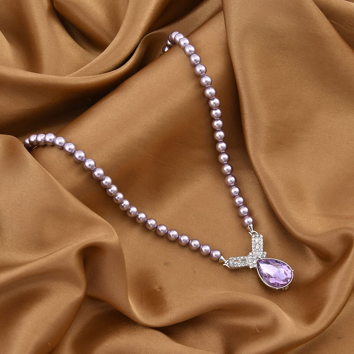 Purple Glass, Austrian Crystal and Purple Shell Pearl Pendant Necklace 20 Inches in Silvertone image number 5