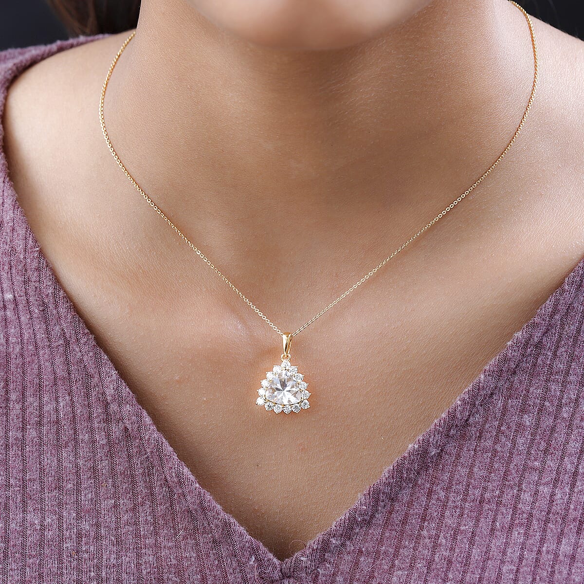 Mexican Hyalite Opal and Moissanite Pendant Halo Necklace 20 Inches in Vermeil Yellow Gold Over Sterling Silver with Free UV Flash Light 3.40 ctw image number 2