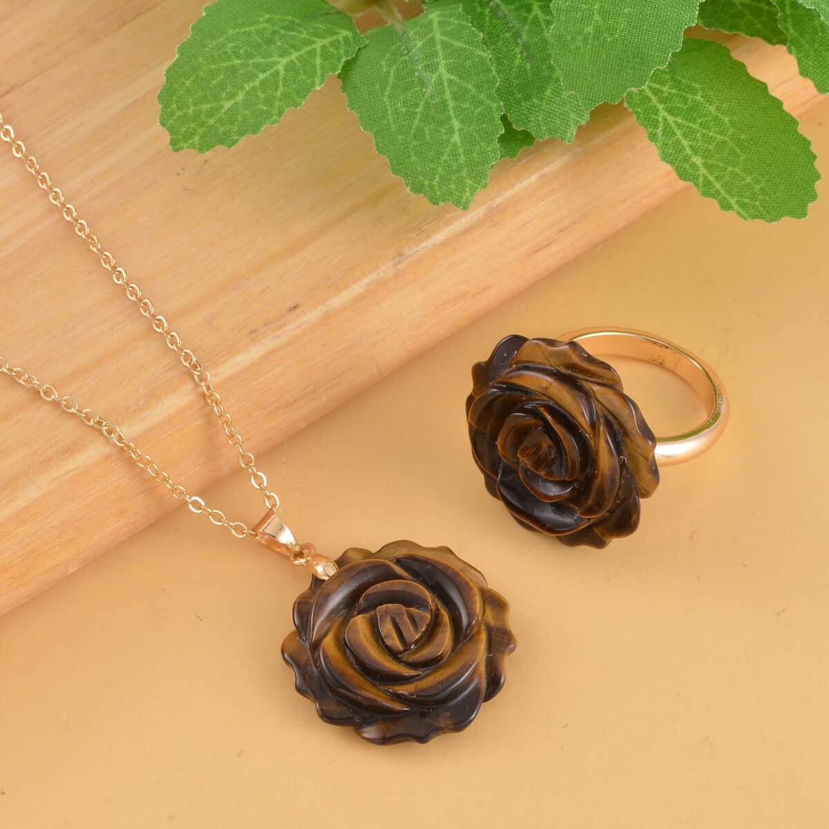 Carved Yellow Tigers Eye Flower Ring (Size 6) and Necklace 20-22 Inches in Goldtone 6.00 ctw image number 1