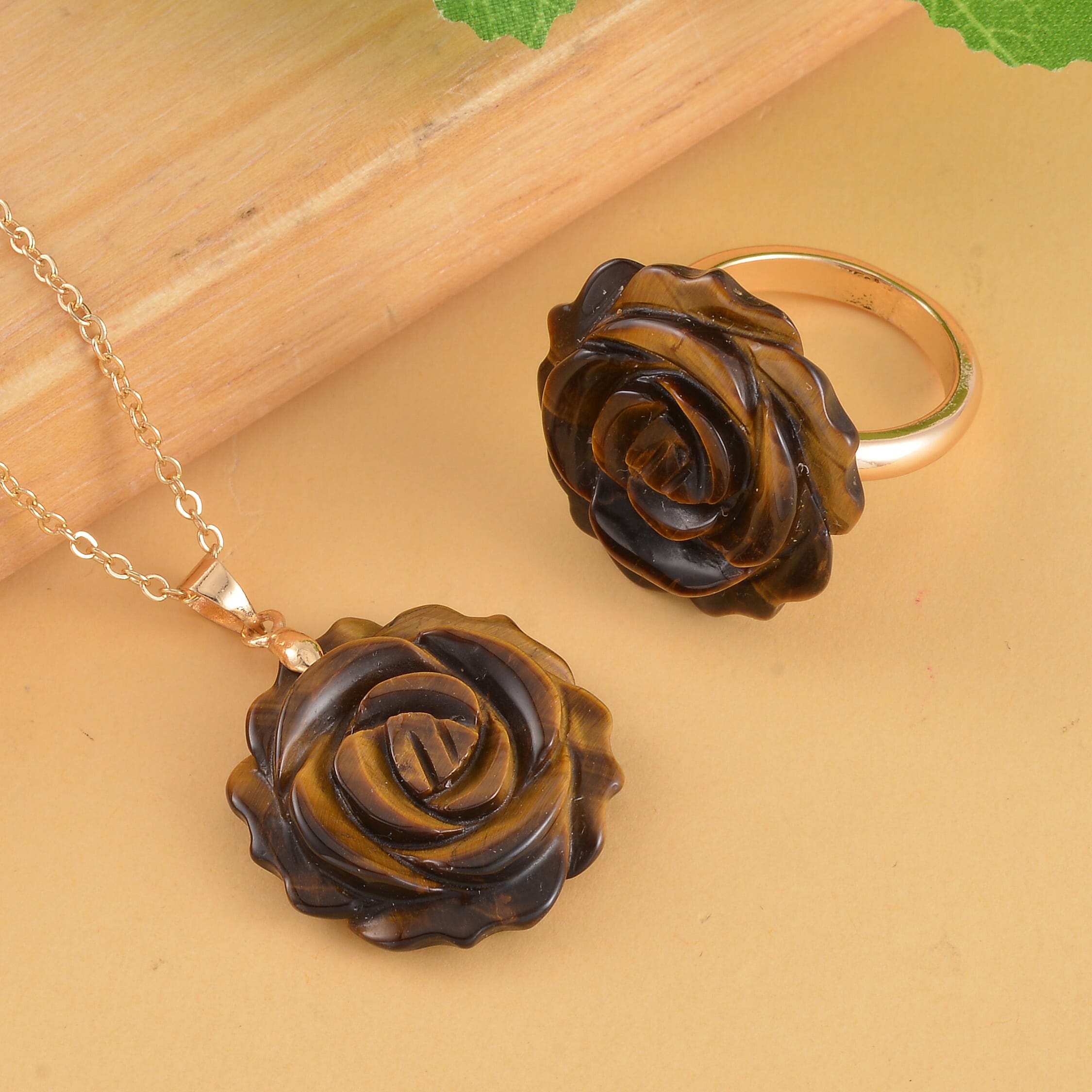 Carved Yellow Tigers Eye Flower Ring (Size 10) and Necklace 20-22 Inches in Goldtone 6.00 ctw
