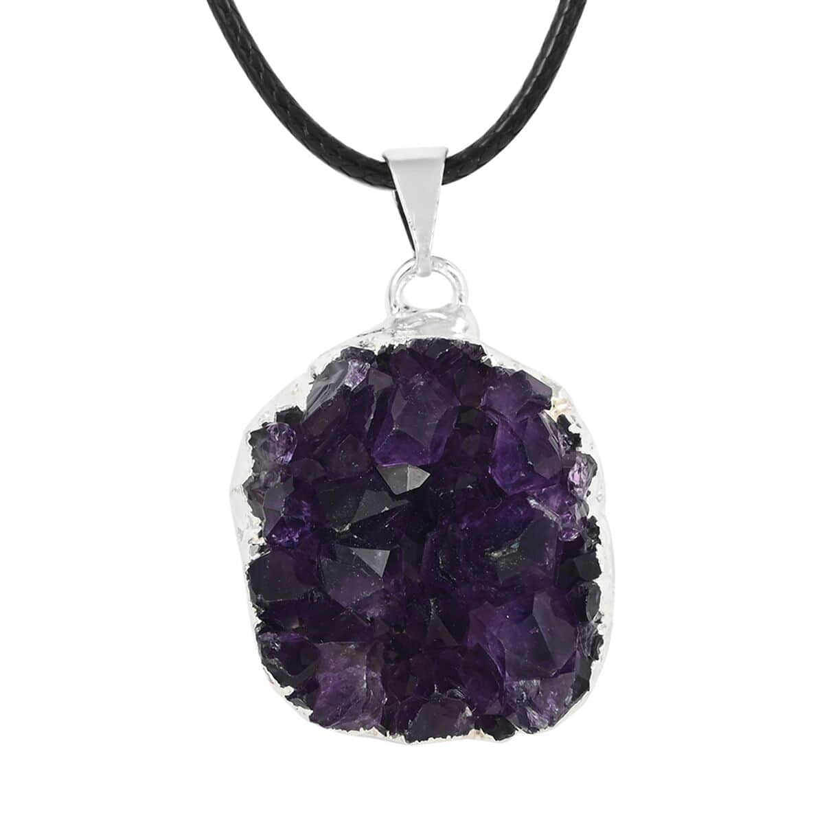 Purple Druzy Small Pendant Necklace 20 Inches in Silvertone image number 0