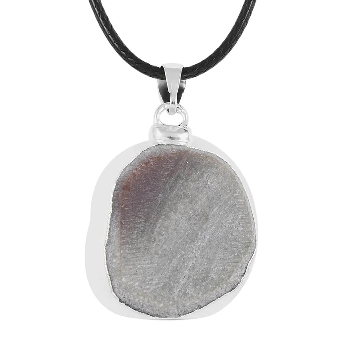 Purple Druzy Small Pendant Necklace 20 Inches in Silvertone image number 3