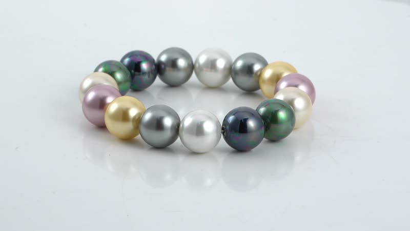 Multi Color Shell Pearl Stretch Bracelet and Earrings in Silvertone
