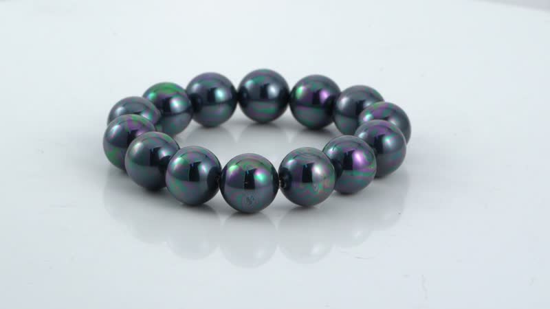 Multi Color Shell Pearl Stretch Bracelet and Earrings in Silvertone