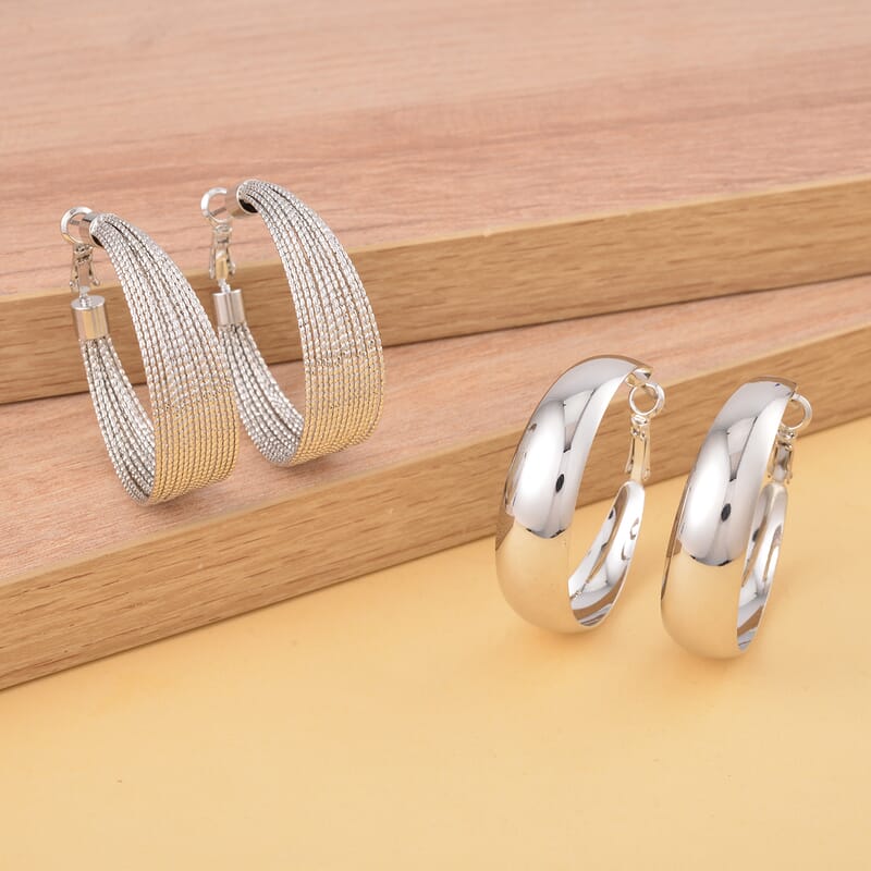 Set of 2 Hoop Earrings in Silvertone