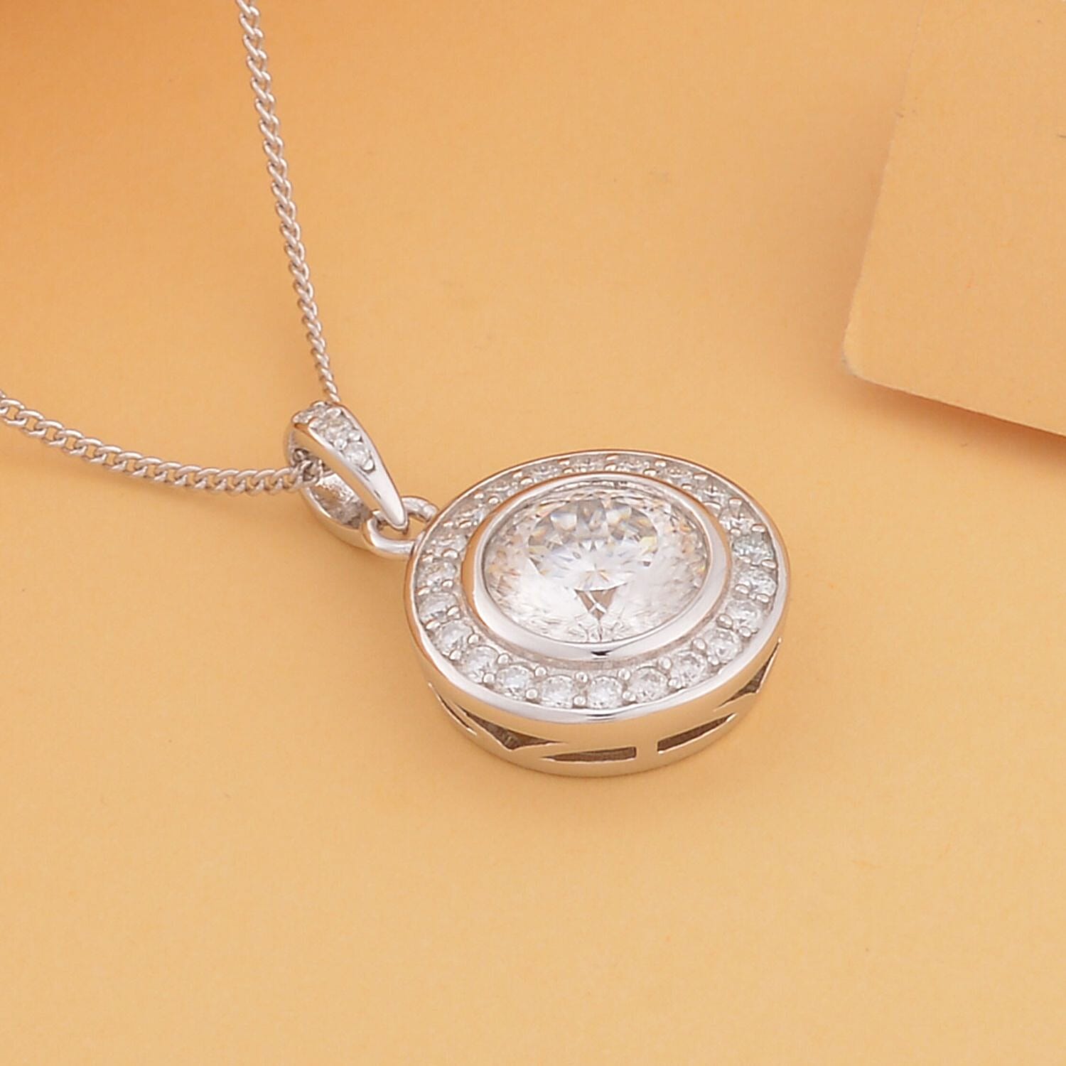 Round - Product card gallery slide 2 (10144771080475)