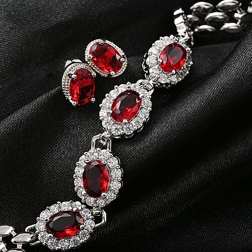 Simulated Red Diamond - Product card gallery slide 2 (9431569727743)