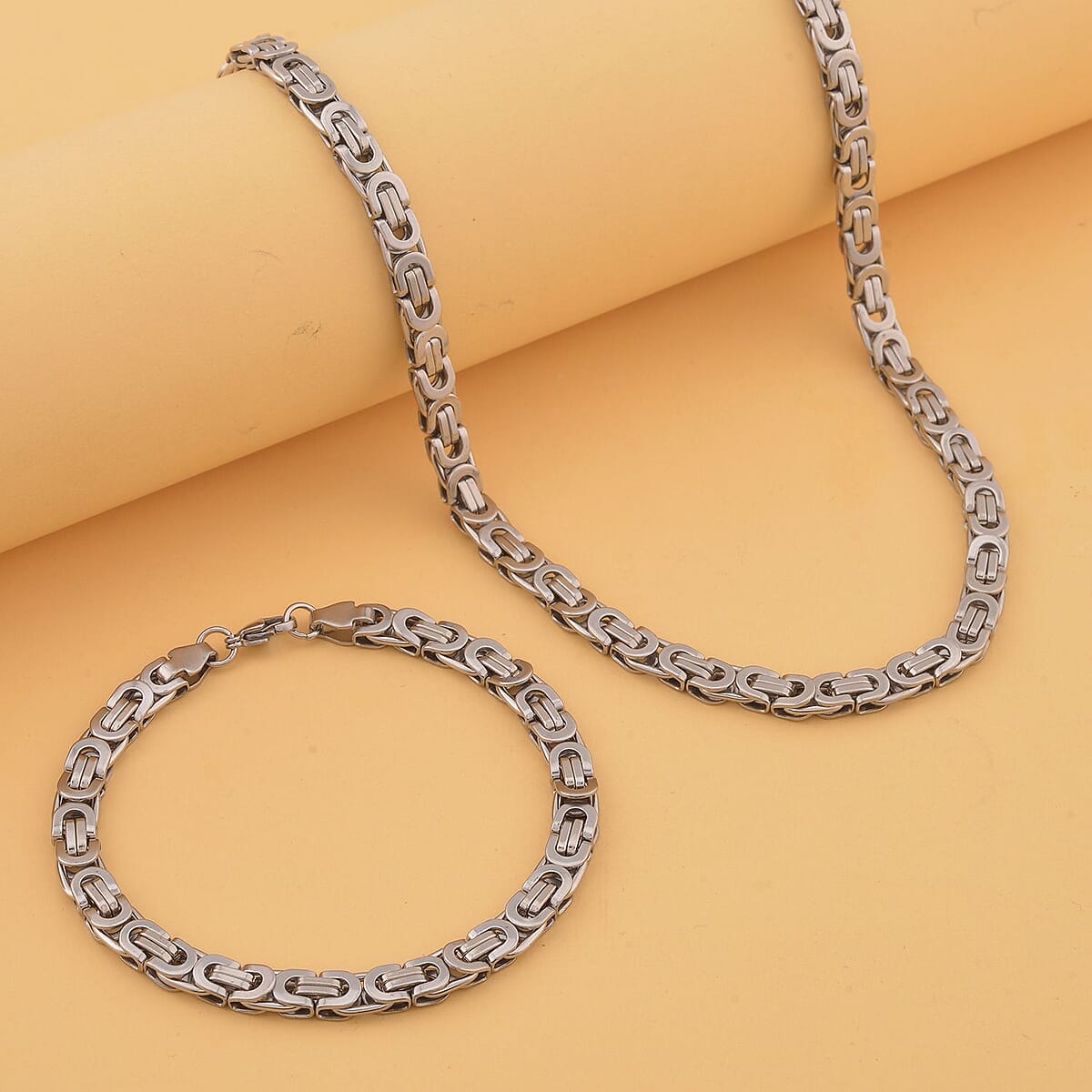 Byzantine Link Men's Chain Necklace 24 Inches and Bracelet (8.5In) in Stainless Steel image number 1