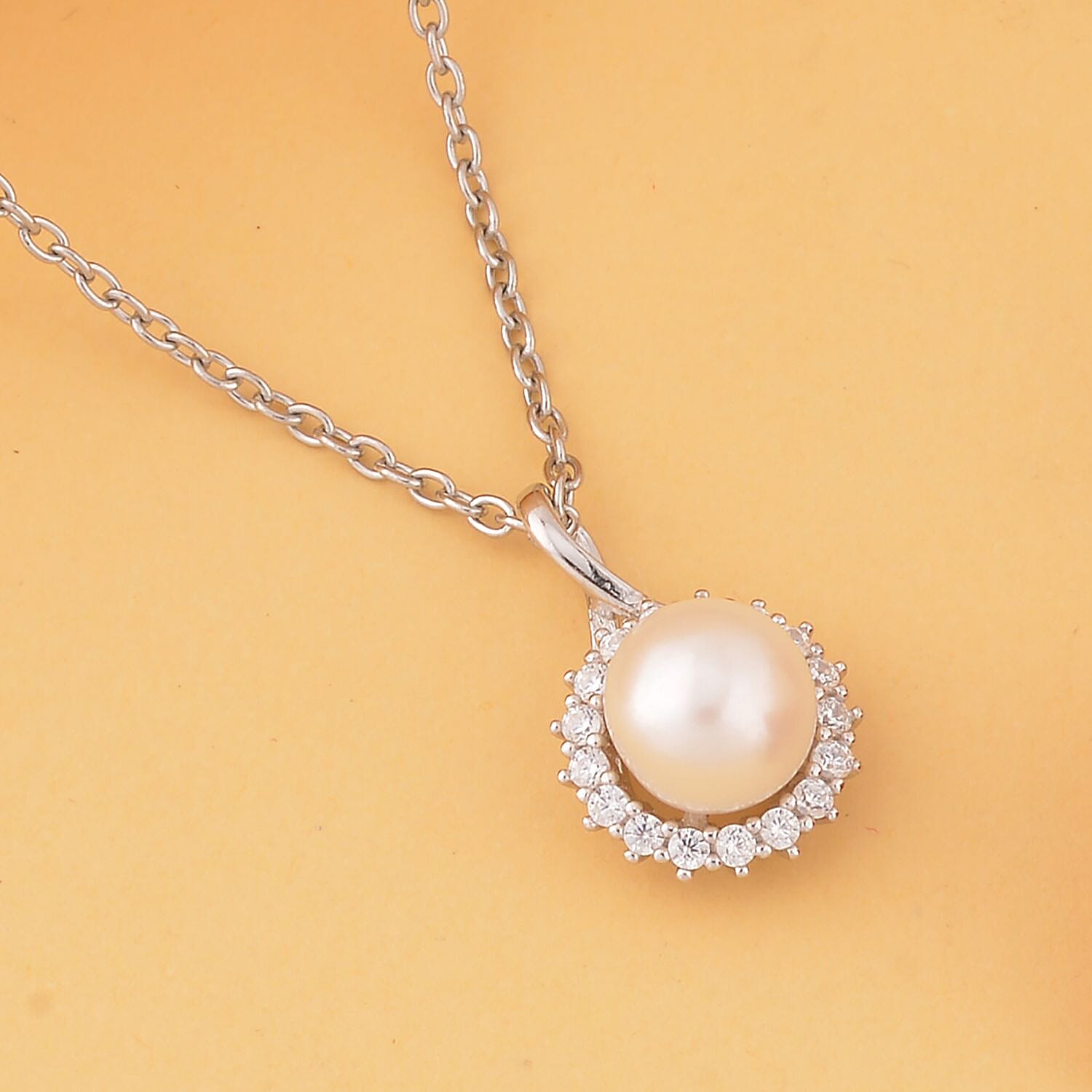 Freshwater Cultured Pearl - Product card gallery slide 2 (10144845463835)