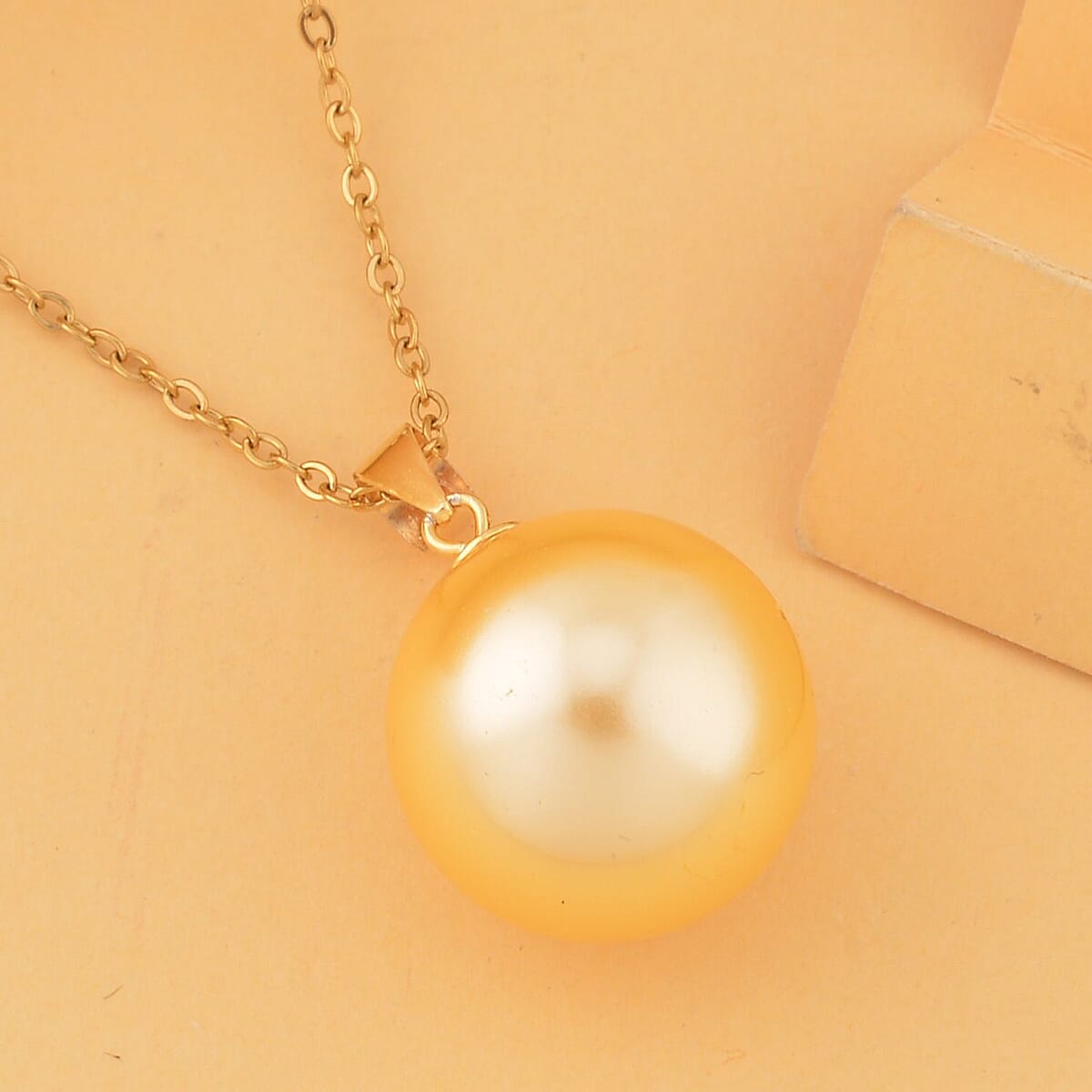 Golden Shell Pearl Solitaire Pendant in 14K Yellow Gold Over Sterling Silver wiht ION Plated YG Stainless Steel Necklace 20 Inches image number 1