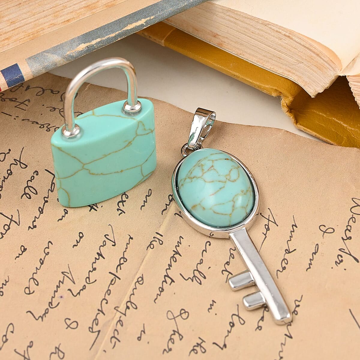 Mojave Turquoise Set of 2 Lock and Key Pendant in Silvertone 26.45 ctw image number 1