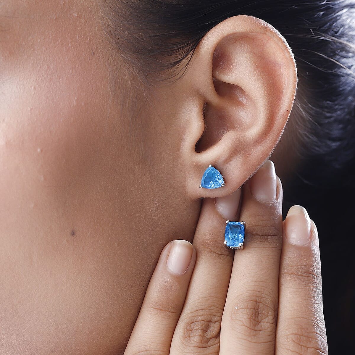 Karis Caribbean Quartz (Triplet) Set of 2 Solitaire Stud Earrings in Platinum Bond 6.25 ctw image number 2