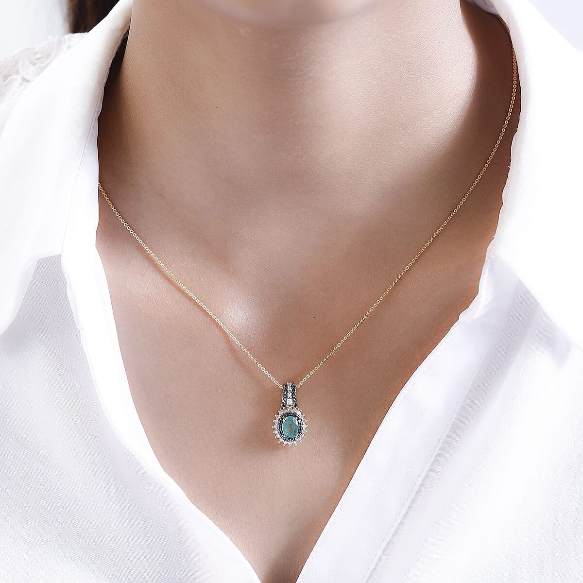 AAA Kagem Zambian Emerald, Green and White Diamond Sunburst Pendant Necklace 20 Inches in Vermeil Yellow Gold Over Sterling Silver 1.10 ctw image number 2