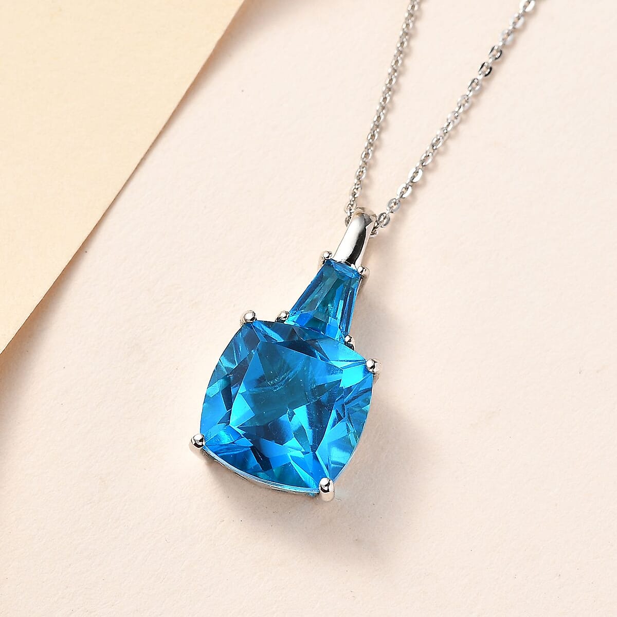 Caribbean Quartz (Triplet) Pendant Necklace 20 Inches in Platinum Over Sterling Silver 8.40 ctw image number 1