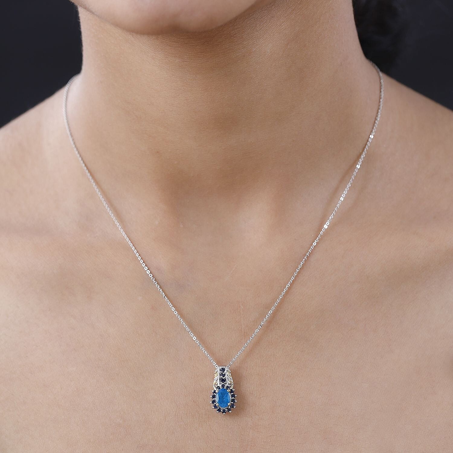 Malgache Neon Apatite