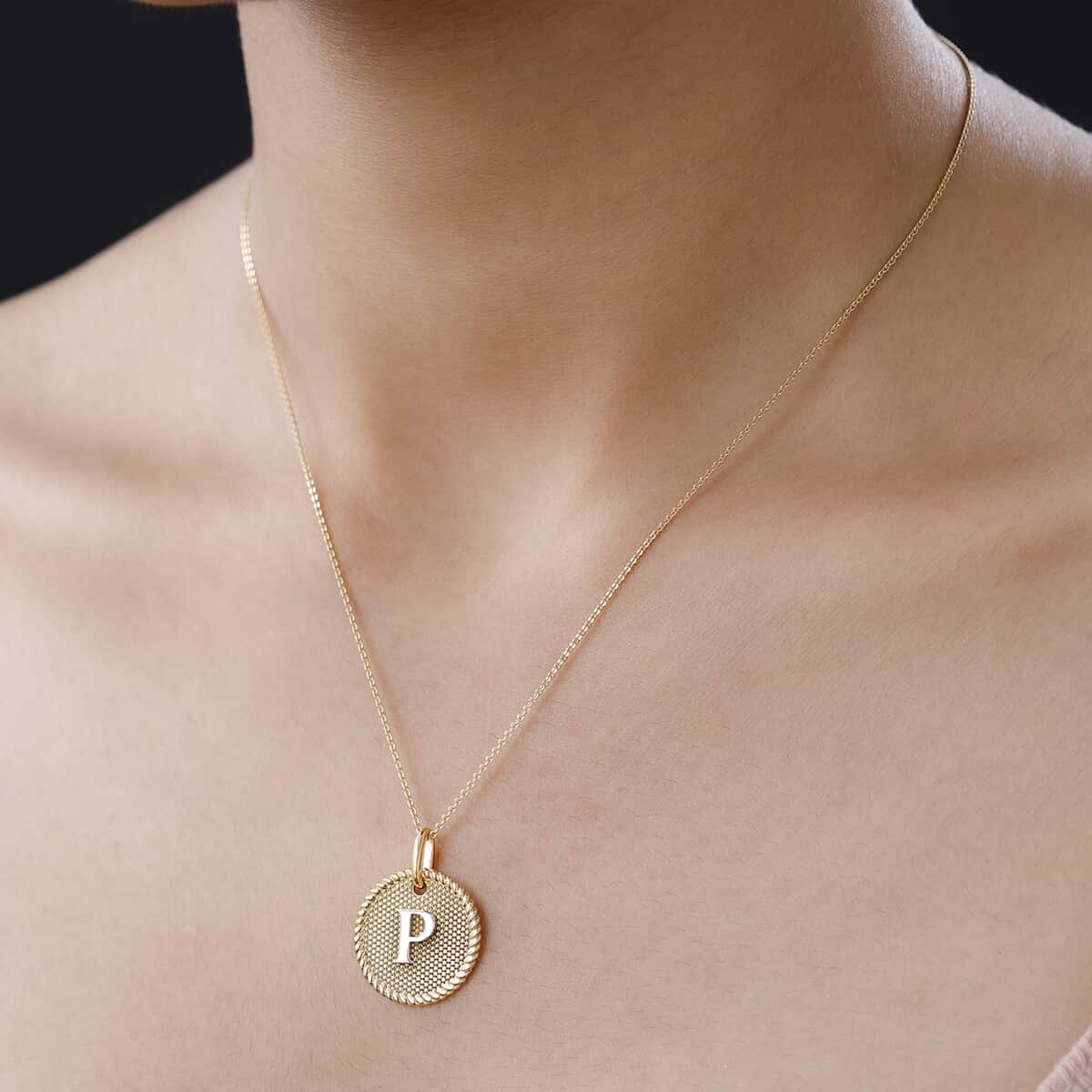 14K YG and Platinum Over Sterling Silver Medallion Coin Initial P Pendant Necklace (20 Inches) (5.60 g) image number 2