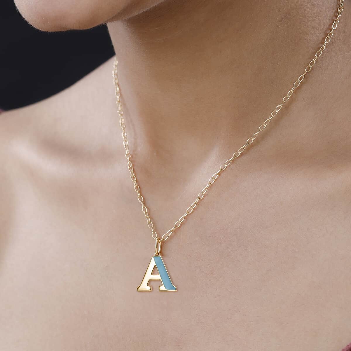 Vermeil Yellow Gold Over Sterling Silver Blue Enameled Initial A Paper Clip Chain Pendant Necklace 20 Inches 5.40 Grams image number 2
