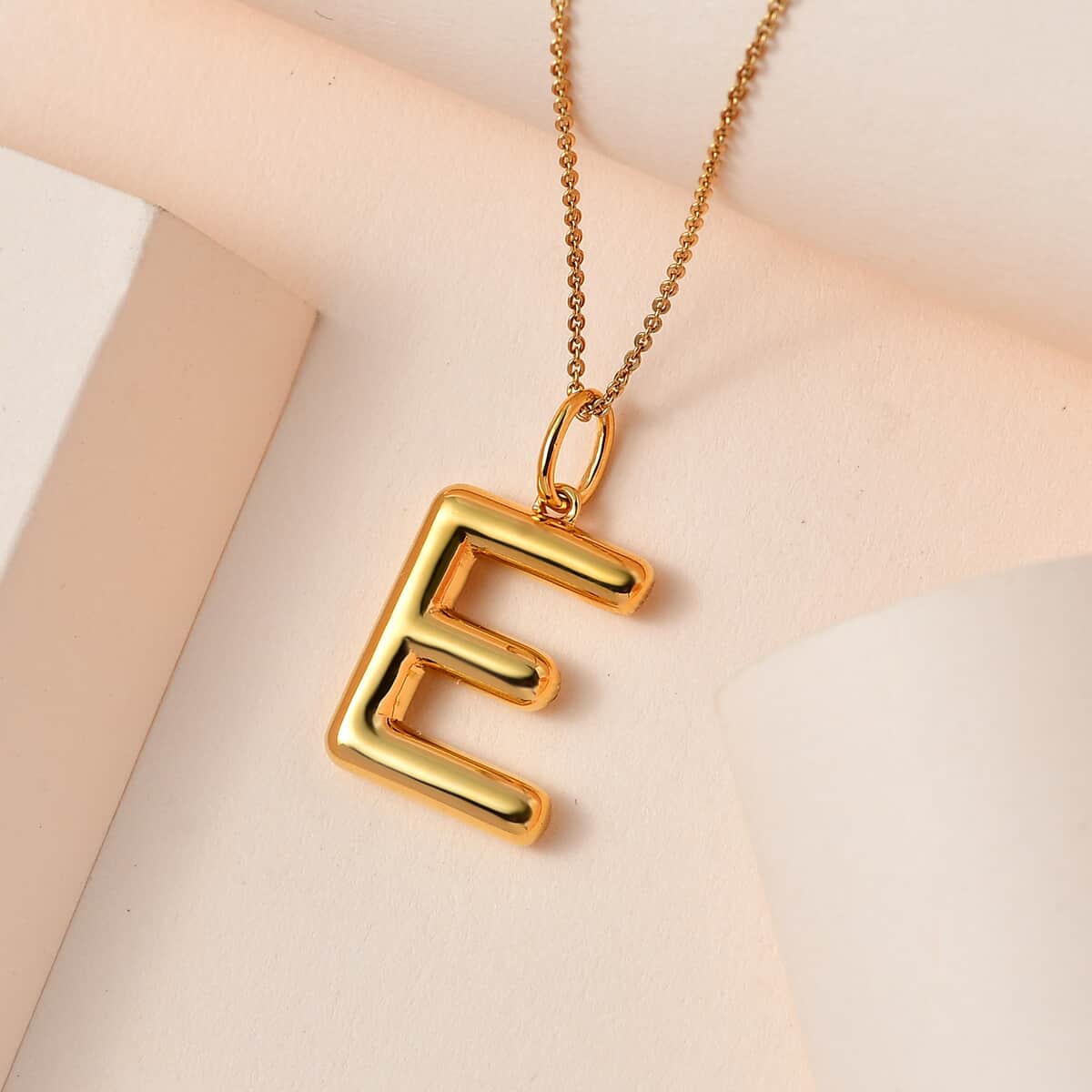 Vermeil Yellow Gold Over Sterling Silver Initial E Pendant Necklace 20 Inches 7.10 Grams image number 1