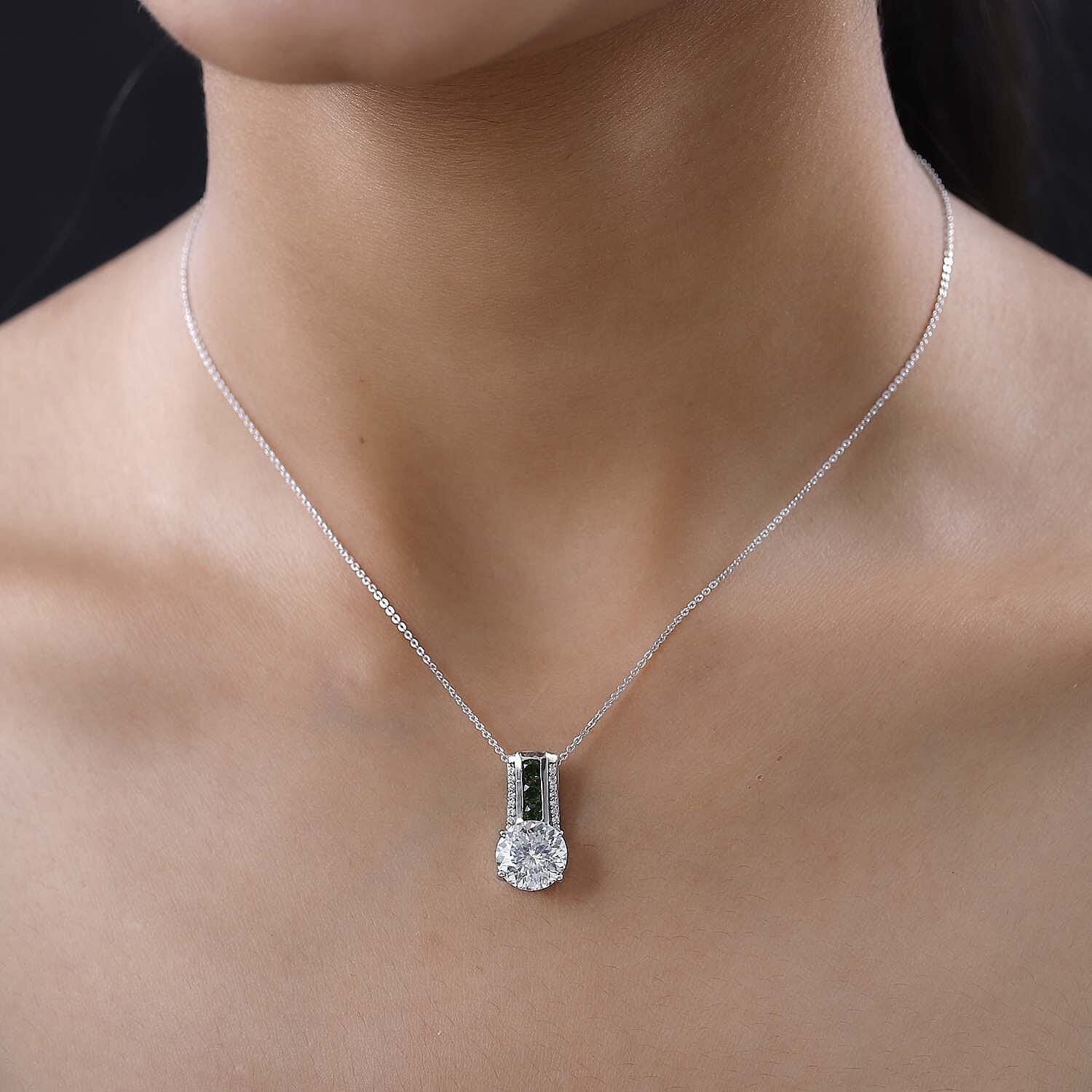 Moissanite & Chrome Diopside - Product card gallery slide 3 (10144911425819)