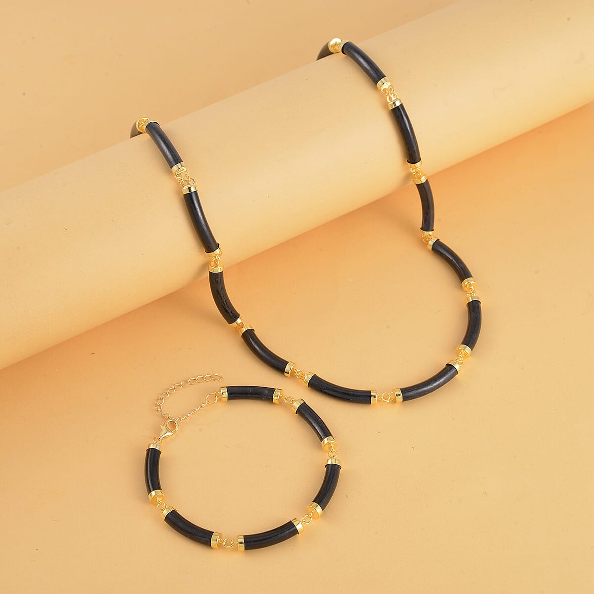 Black Jade (D) Bracelet (6.50-8.50In) and Necklace 18-20 Inches in Vermeil Yellow Gold Over Sterling Silver 140.00 ctw image number 1