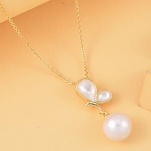 White Edison Pearl and White Mother of Pearl Pendant Necklace 20 Inches in Goldtone