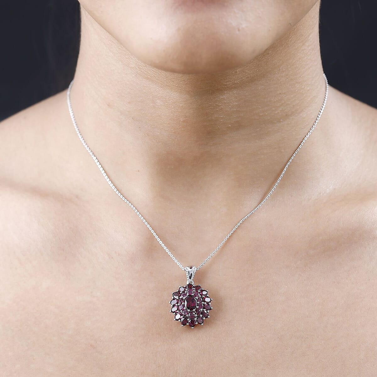 Orissa Rhodolite Garnet Floral Pendant Necklace 20 Inches in Platinum Over Sterling Silver 5.00 ctw image number 2