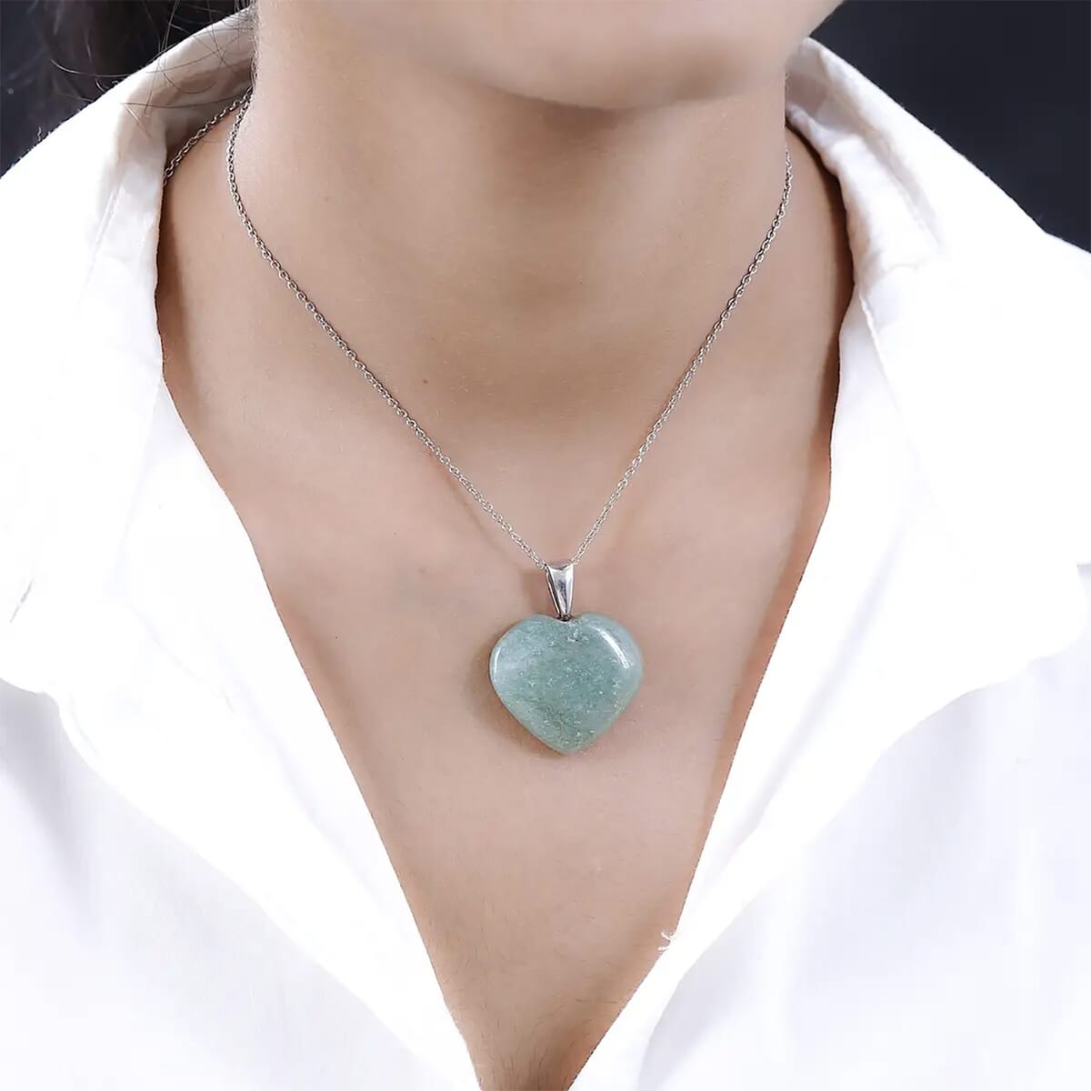 Karis Green Aventurine Heart Pendant Necklace 20 Inches in Platinum Bond and Stainless Steel 46.90 ctw image number 7
