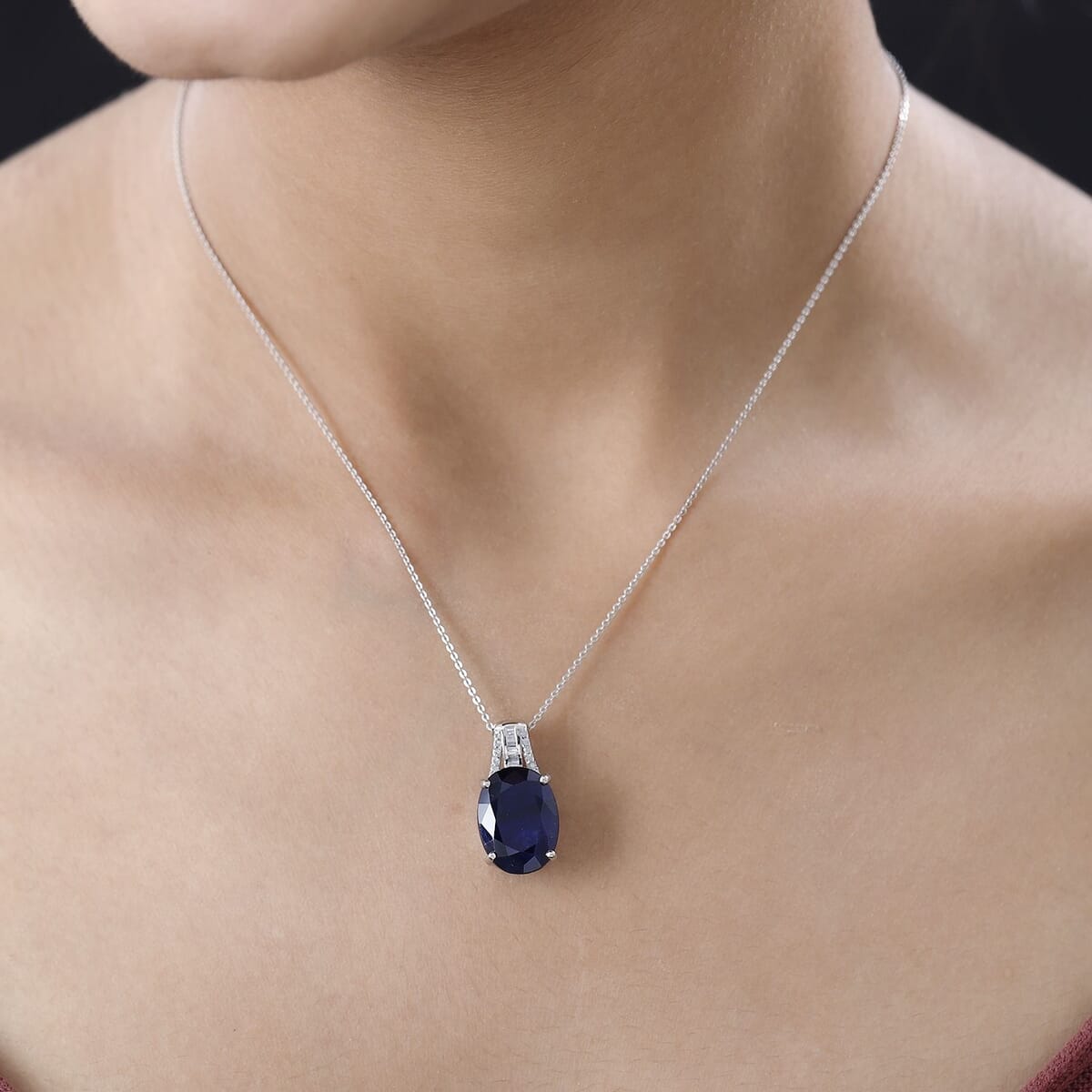Masoala Sapphire (FF) and Diamond Pendant Necklace 20 Inches in Platinum Over Sterling Silver 14.35 ctw image number 2