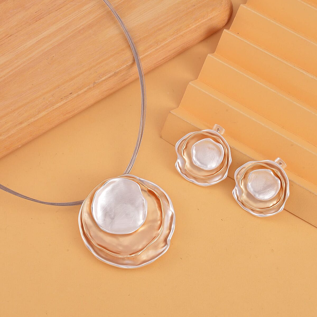 Set of 2 Freshwater Pearl, White Zirocn Earrings and Necklace (18-20 Inches) in Twotone image number 1