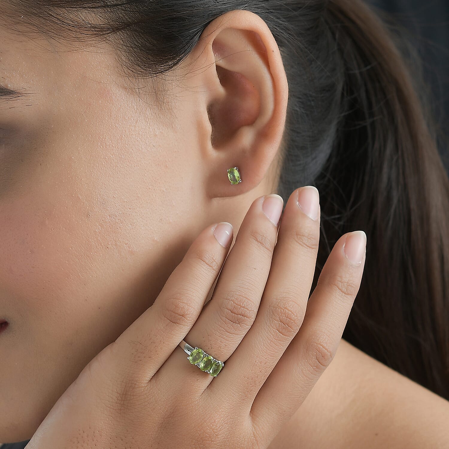 Peridot 3 Stone Ring (Size 8.0) and Solitaire Stud Earrings in Stainless Steel 2.25 ctw