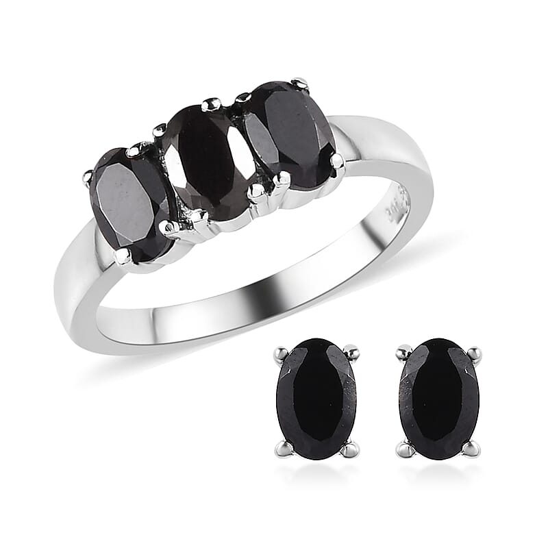 Thai Black Spinel 3 Stone Ring (Size 8.0) and Solitaire Stud Earrings in Stainless Steel 2.75 ctw