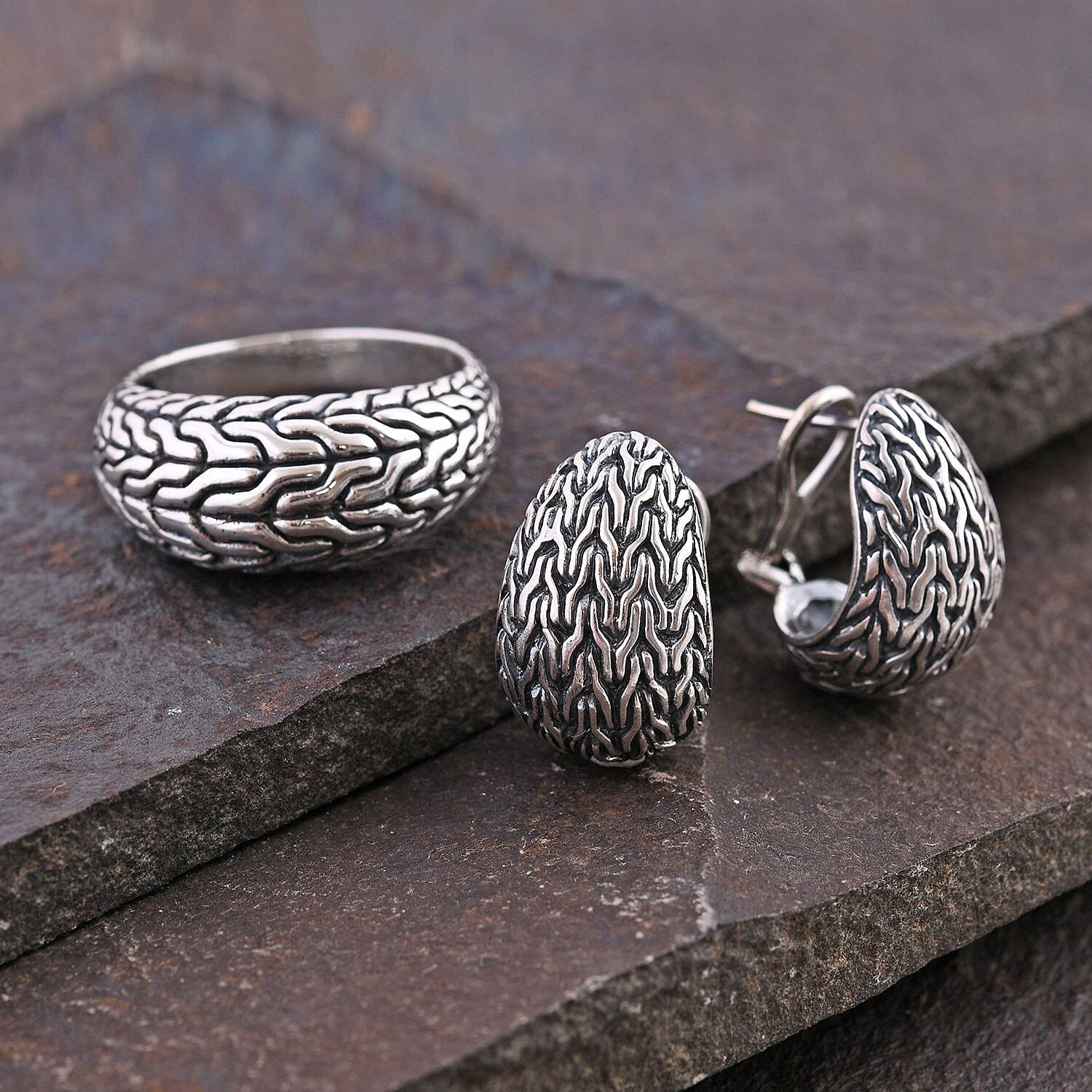 Bali Legacy Sterling Silver Tulang Naga Texture Ring (Size 5) and Earrings 22.40 Grams