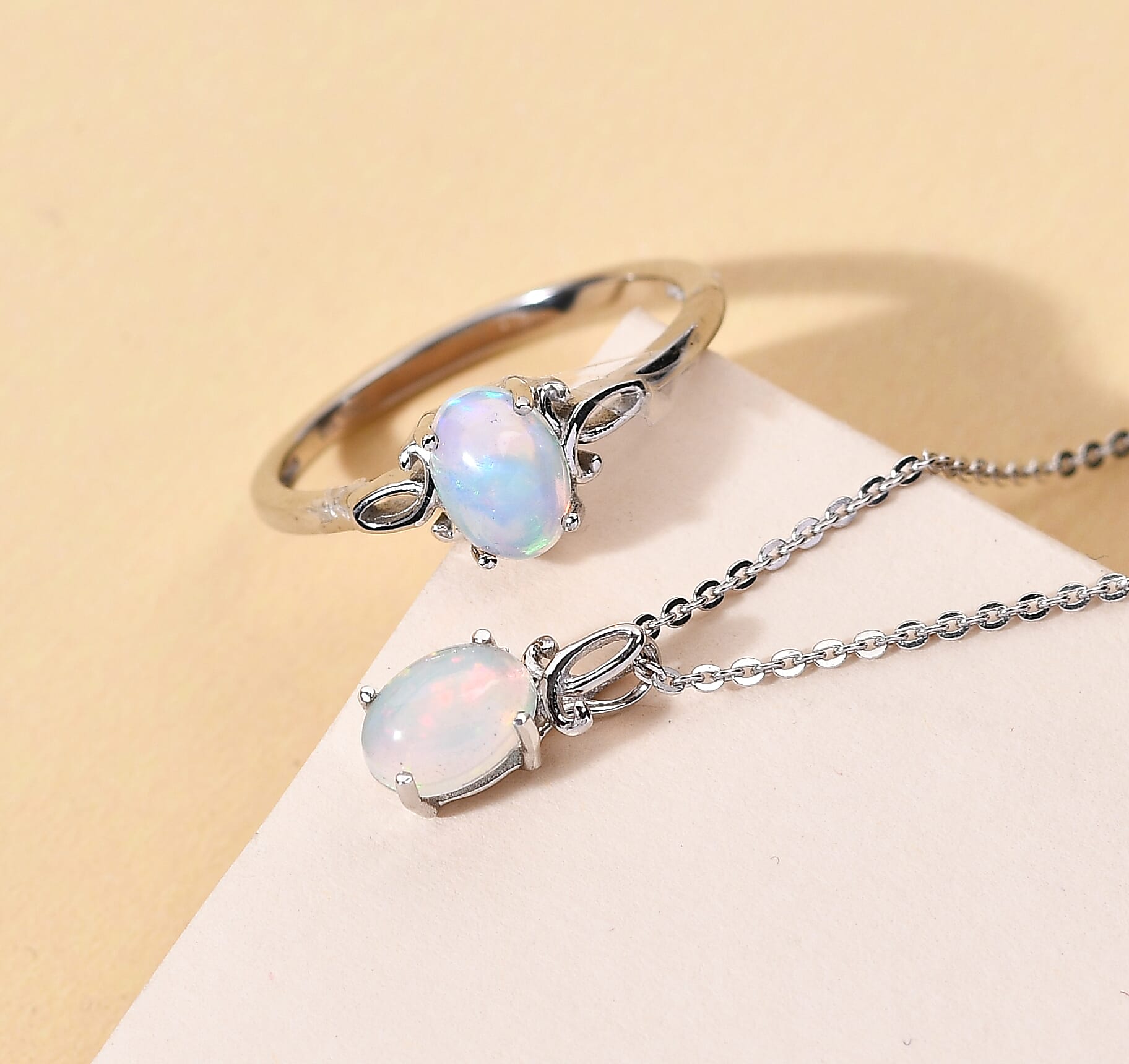 Premium Ethiopian Welo Opal Solitaire Ring (Size 5.0) and Pendant Necklace 20 Inches in Platinum Over Sterling Silver 0.85 ctw