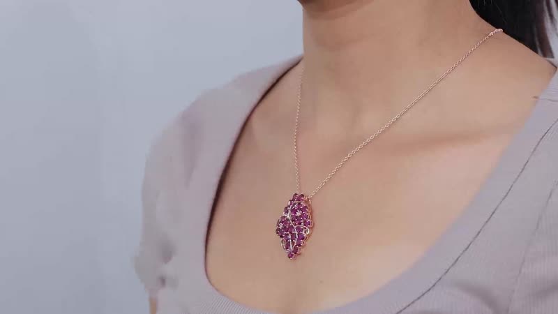 Orissa Rhodolite Garnet Floral Pendant Necklace 20 Inches in Vermeil Rose Gold Over Sterling Silver 6.90 ctw