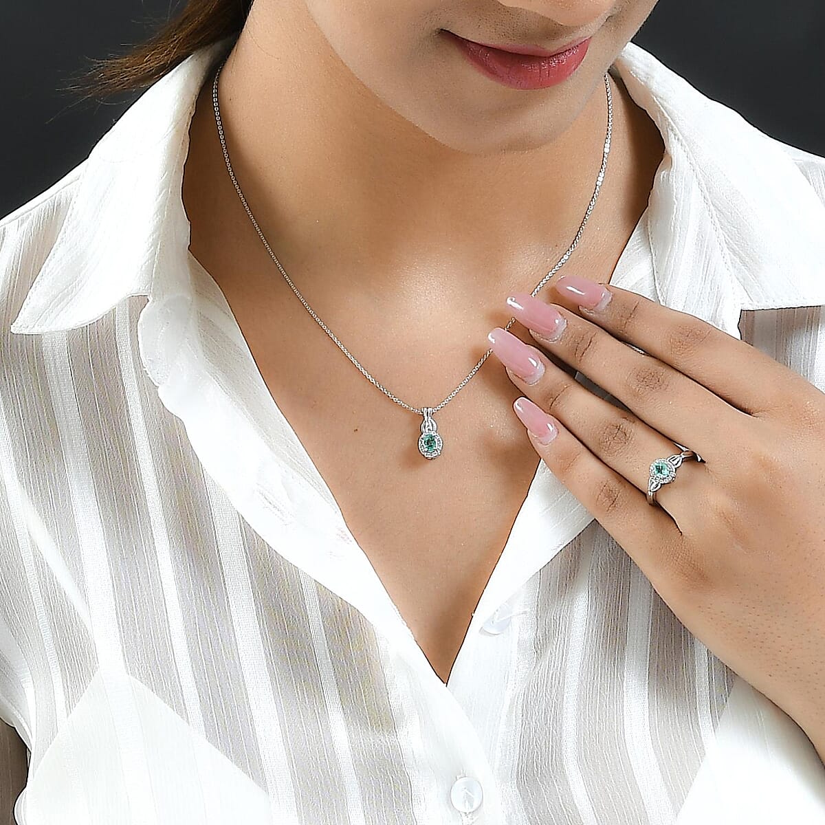 Ethiopian Emerald and White Zircon Halo Ring (Size 6.0) and Pendant Necklace 20 Inches in Platinum Over Sterling Silver 1.10 ctw image number 2