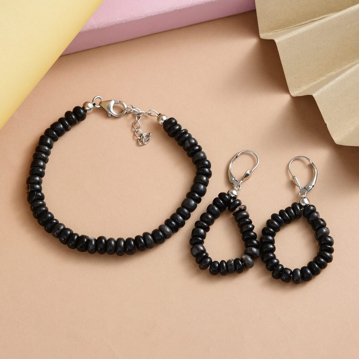 Doorbuster Peruvian Pink Opal Beaded Earrings and Bracelet (6-8In) in Platinum Over Sterling Silver 35.25 ctw image number 1