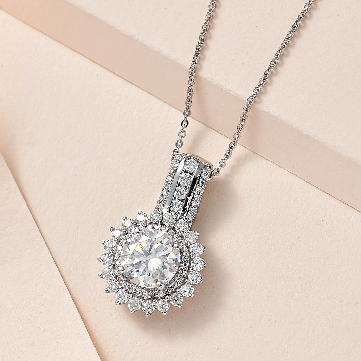 2ct 2024 Moissanite Diamond Double Halo Pendant Necklace