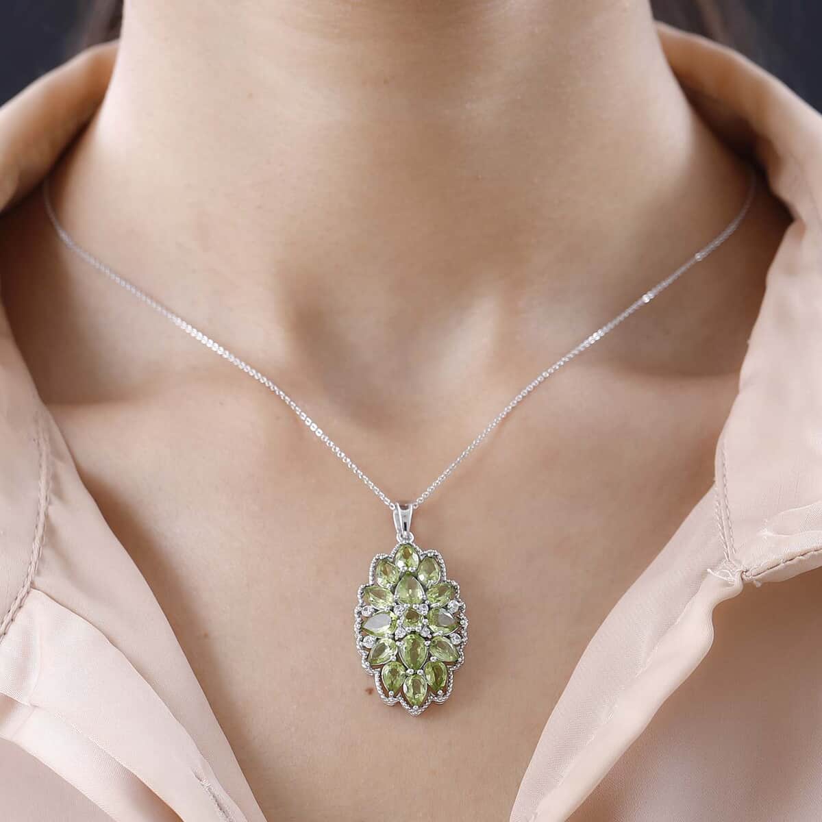 Premium Peridot and White Zircon Floral Pendant Necklace 20 Inches in Platinum Over Sterling Silver 7.85 ctw image number 2
