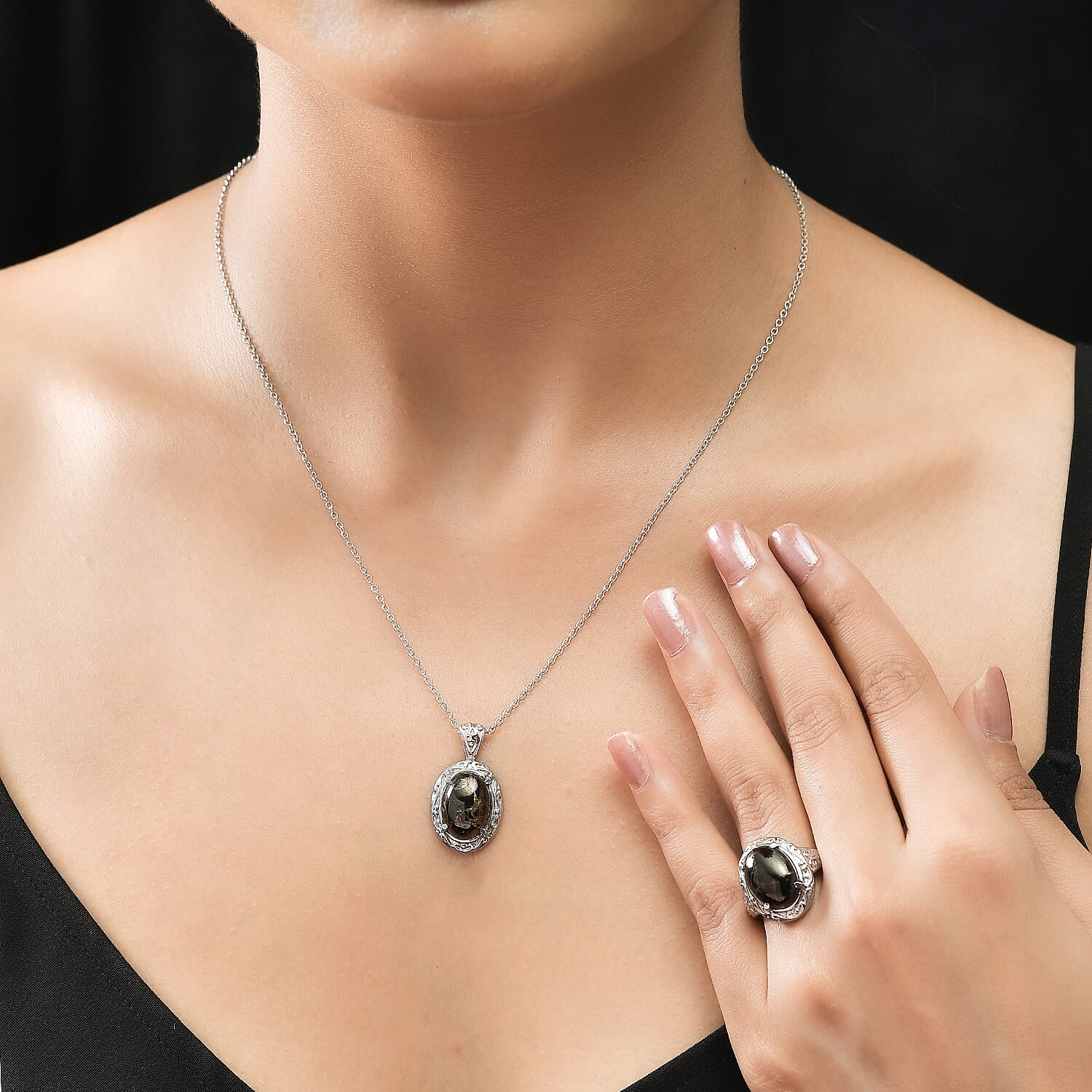 Matrix Silver Shungite Solitaire Ring Size 5.0 and Pendant Necklace 20 Inches in Stainless Steel 8.50 ctw