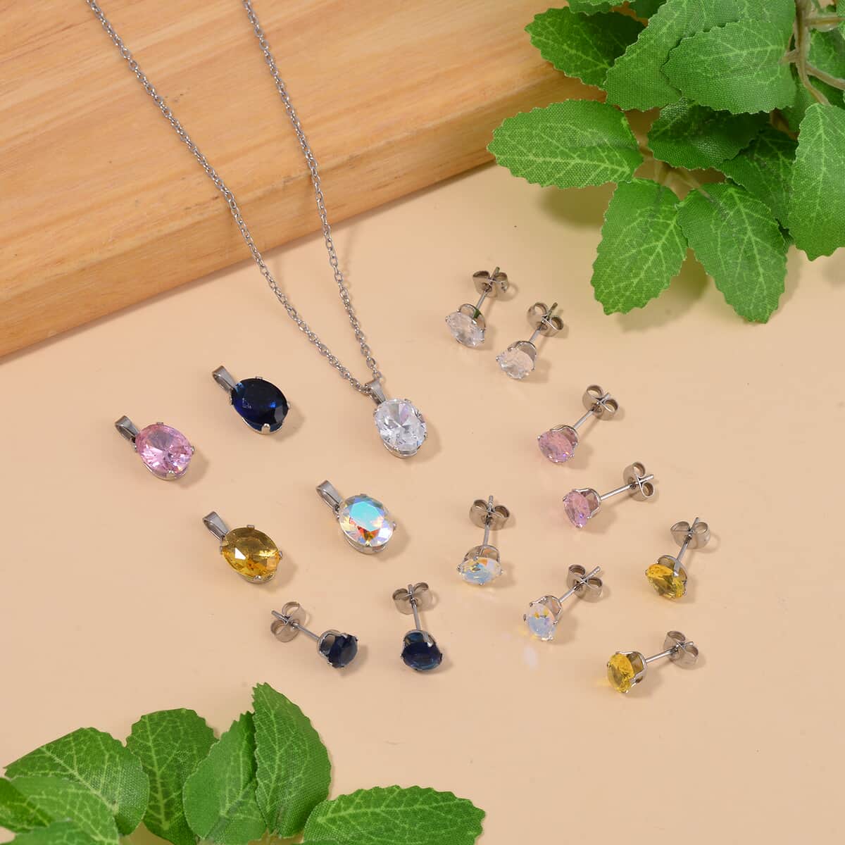 11pcs Set Multi Color Austrian Crystal 5pcs Earrings and 5pcs Pendants with 1pc Necklace 20 Inches in Stainless Steel image number 1
