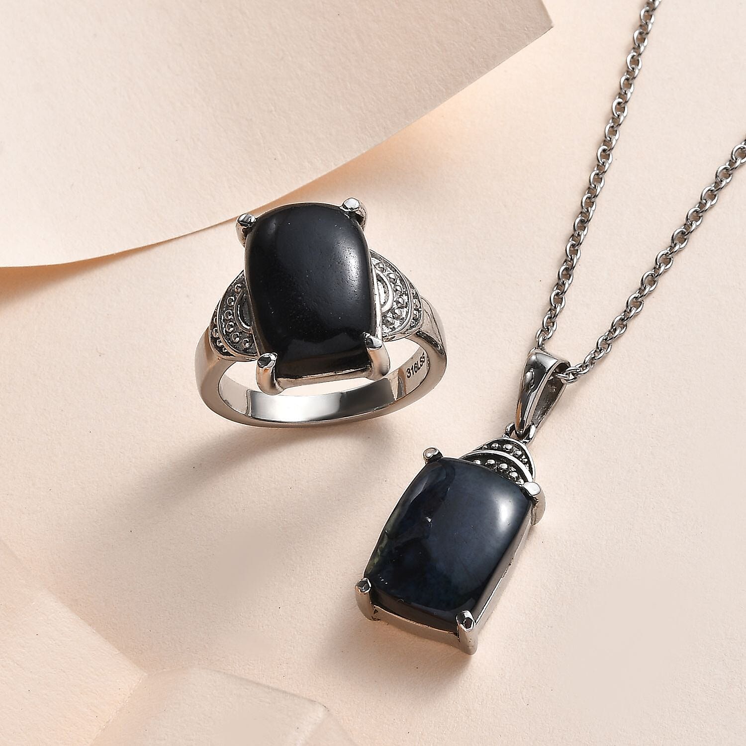 Australian Vivianite Solitaire Ring (Size 5.0) and Pendant Necklace 20 Inches in Stainless Steel 11.40 ctw