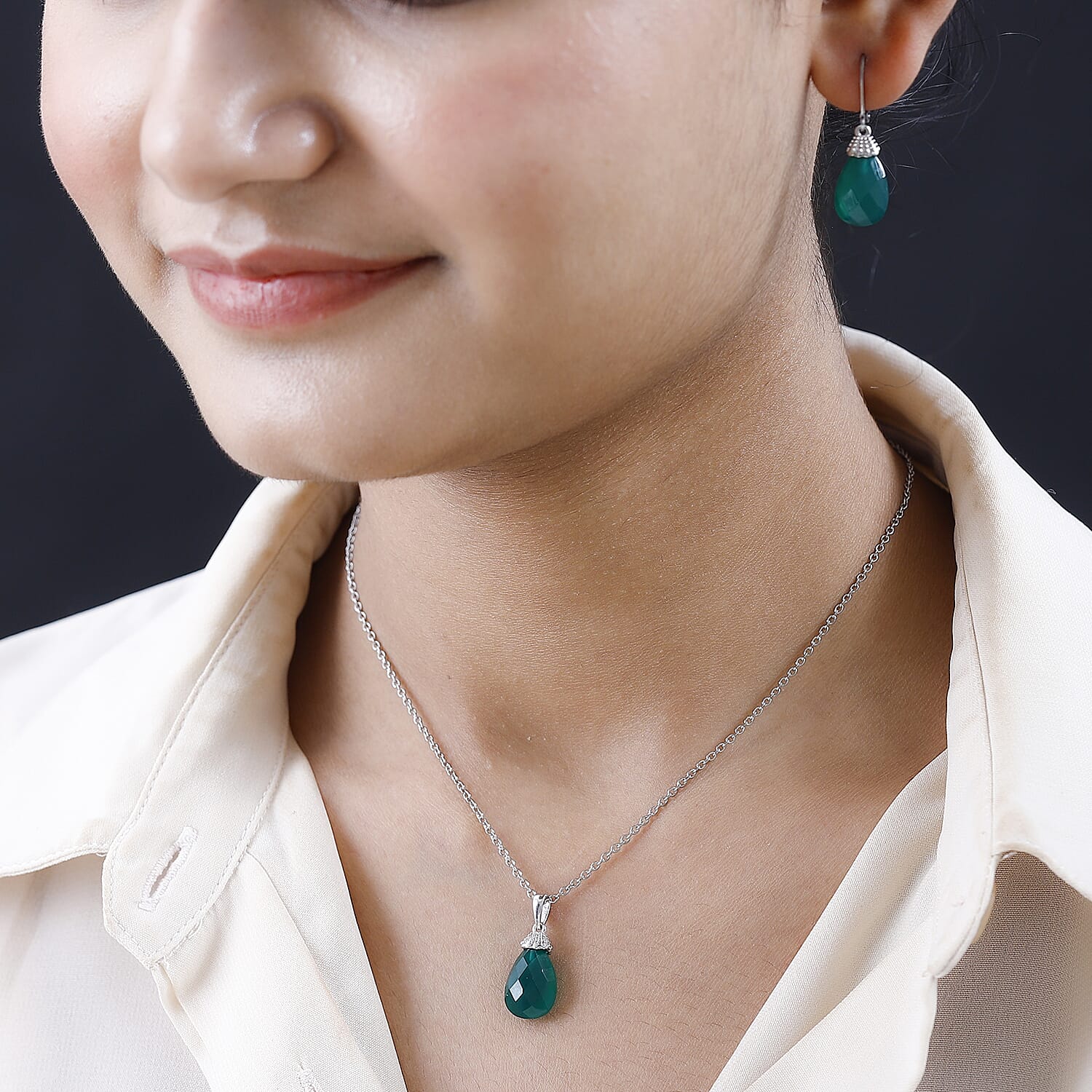 Karis Green Onyx Drop Earrings, Pendant in Platinum Bond with Stainless Steel Necklace 20 Inches 13.50 ctw